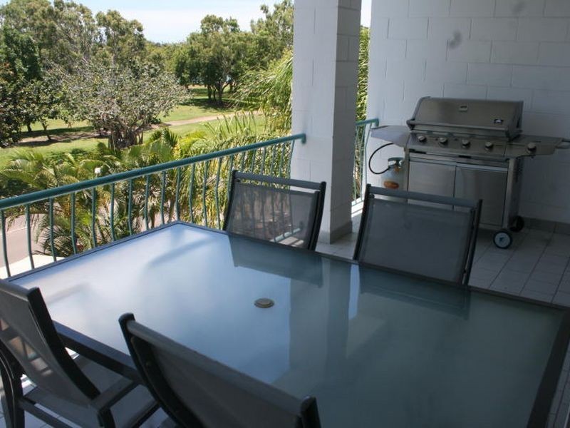 12/89 Horseshoe Bay Road, Bowen QLD 4805