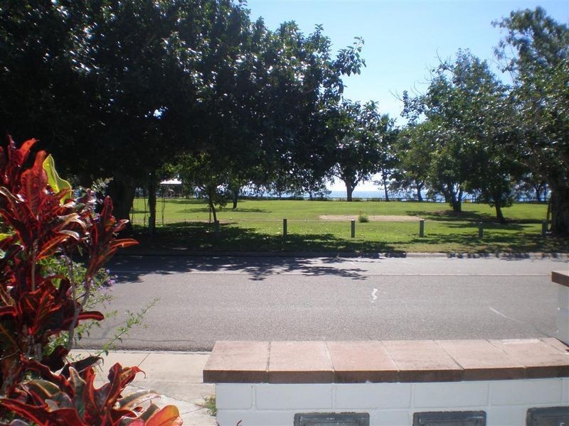 12/89 Horseshoe Bay Road, Bowen QLD 4805