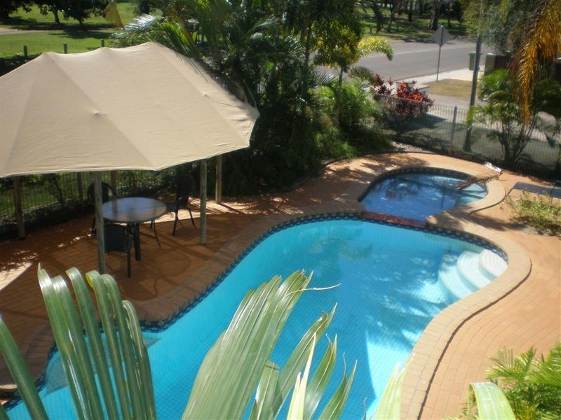 12/89 Horseshoe Bay Road, Bowen QLD 4805