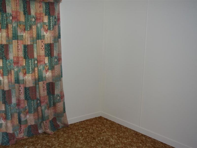 28 Lascelles Street, Bowen QLD 4805