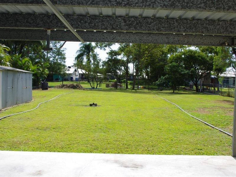 28 Lascelles Street, Bowen QLD 4805