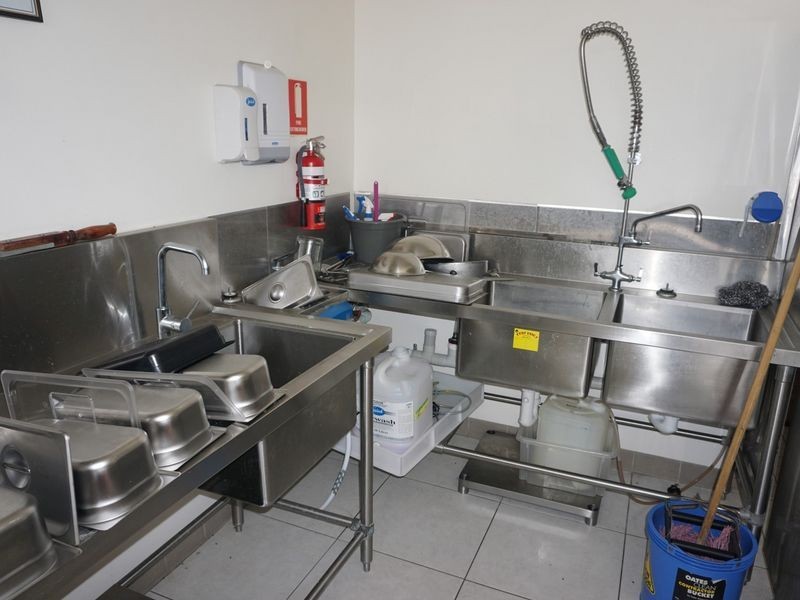 Shop 2/24 Livingstone Street, Bowen QLD 4805