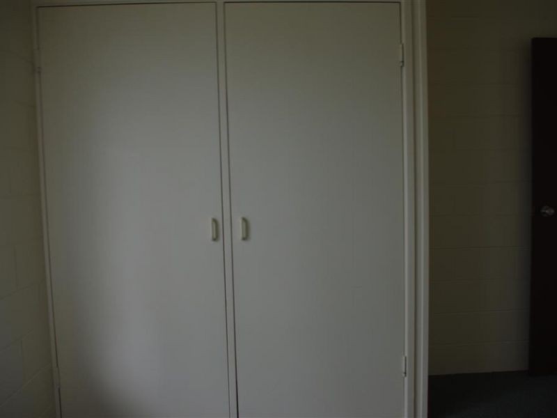 2/18 Poole Street, Bowen QLD 4805