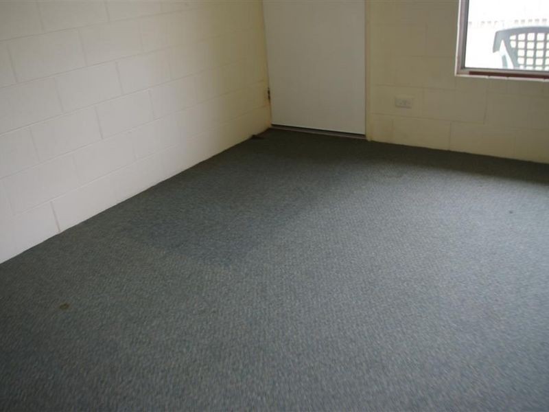 2/18 Poole Street, Bowen QLD 4805