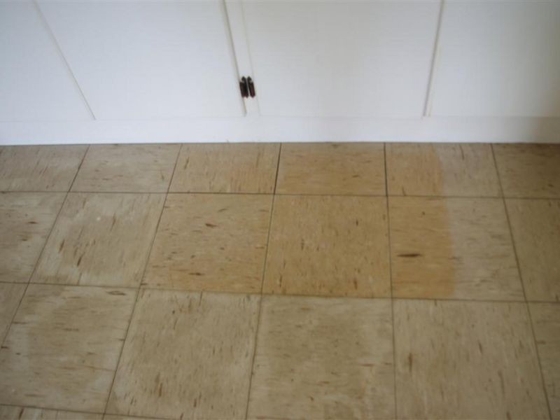 2/18 Poole Street, Bowen QLD 4805