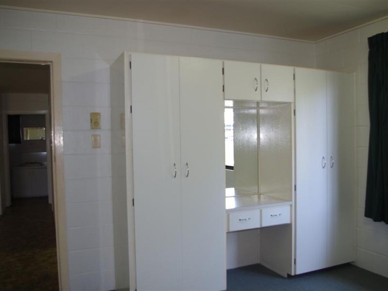 2/7 Brisbane Street, Bowen QLD 4805
