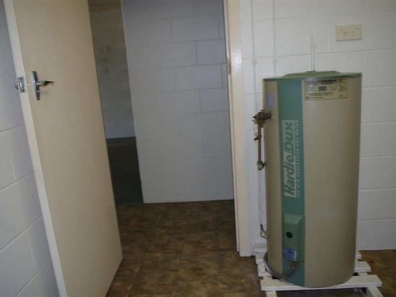 2/7 Brisbane Street, Bowen QLD 4805