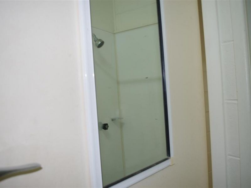 2/7 Brisbane Street, Bowen QLD 4805