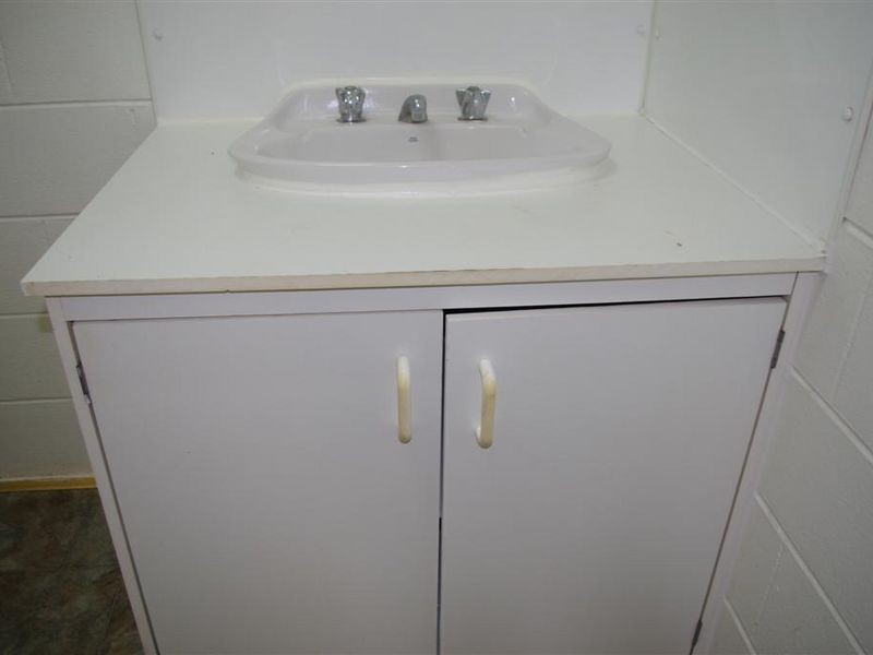 2/7 Brisbane Street, Bowen QLD 4805