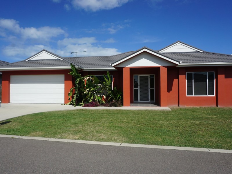 34 Seabreeze Close, Bowen QLD 4805