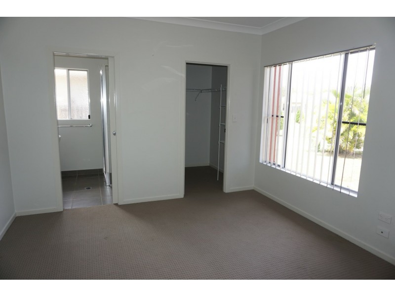 34 Seabreeze Close, Bowen QLD 4805