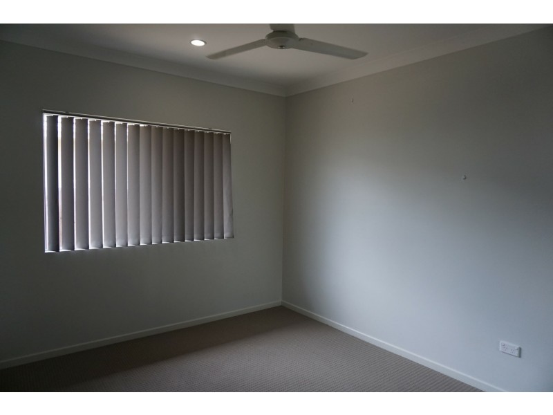 34 Seabreeze Close, Bowen QLD 4805