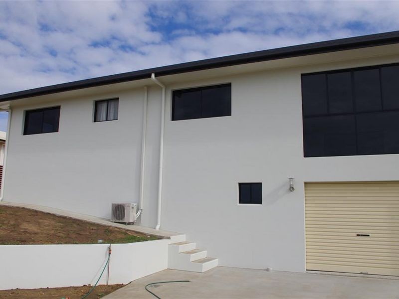 16 Silk Road, Bowen QLD 4805