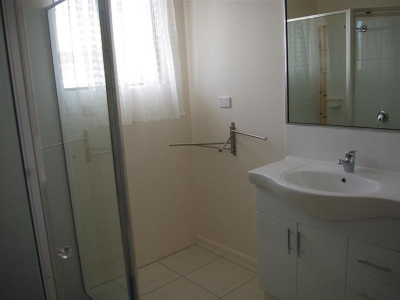 16 Silk Road, Bowen QLD 4805