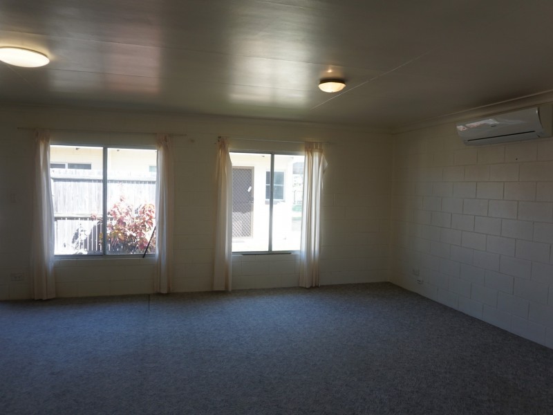 Unit 4/18 Poole Street, Bowen QLD 4805