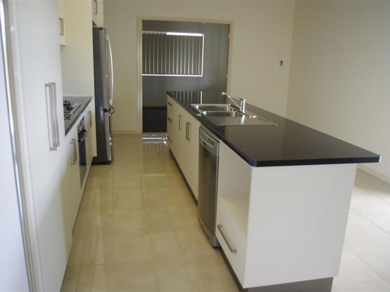 3 Sunshine Court, Bowen QLD 4805