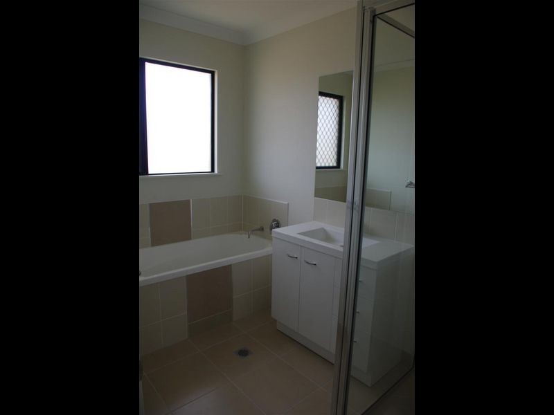 46 Scenic Crescent, Bowen QLD 4805