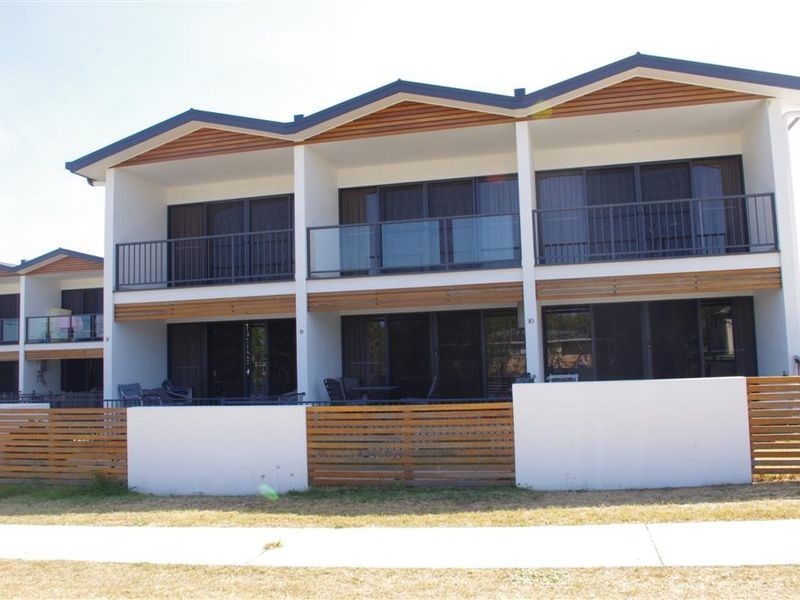 9/74a Powell Street, Bowen QLD 4805