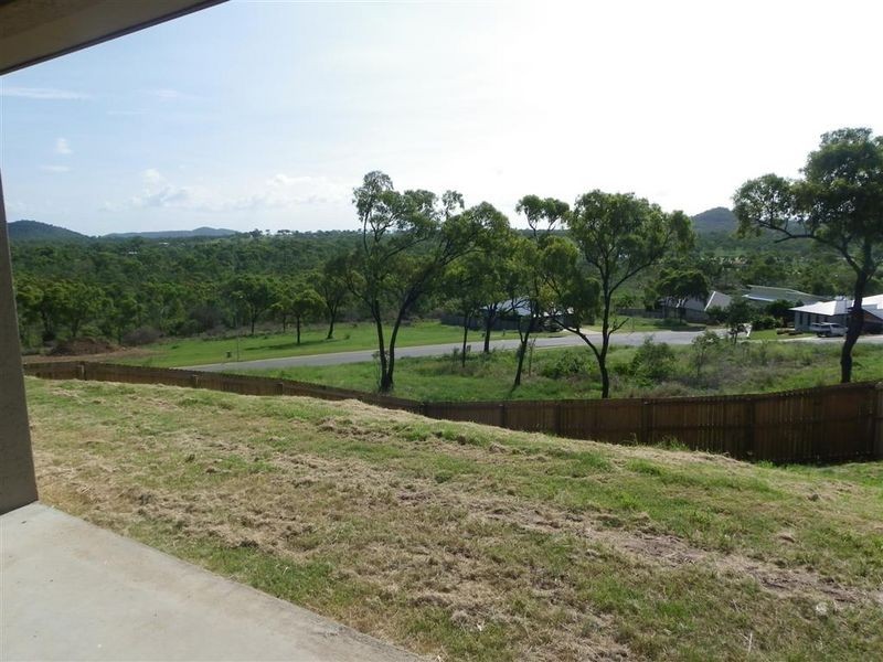 5 Harbour View Terrace, Bowen QLD 4805