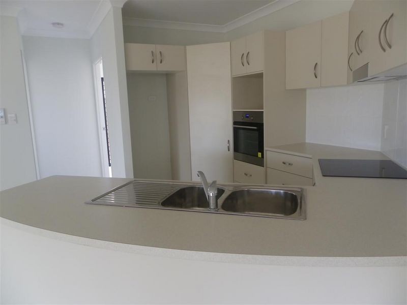 38 Scenic Crescent, Bowen QLD 4805