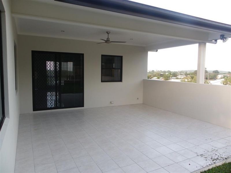 9 Allan  Place, Bowen QLD 4805