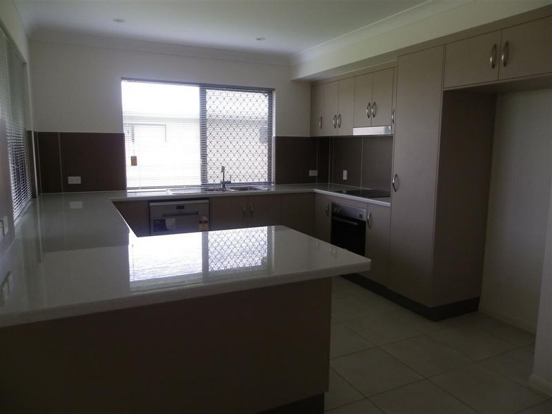 6 Harrison Court, Bowen QLD 4805