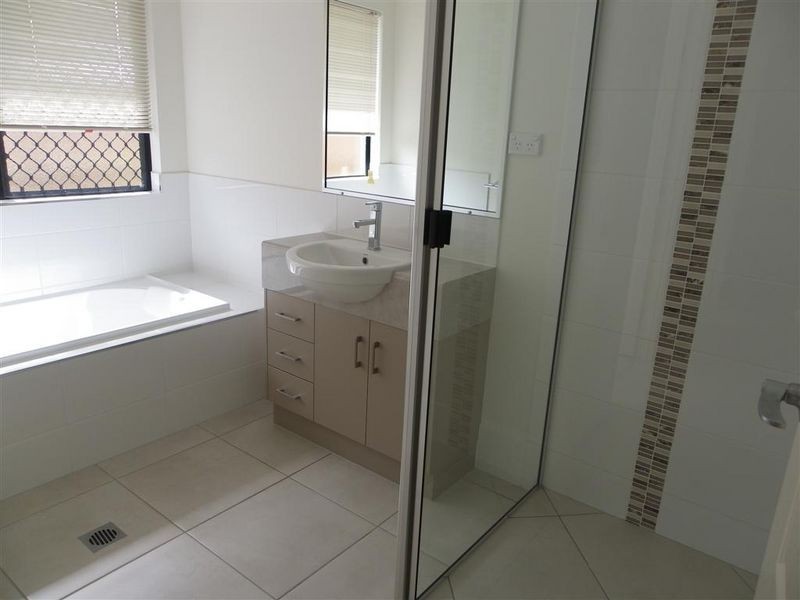 6 Harrison Court, Bowen QLD 4805