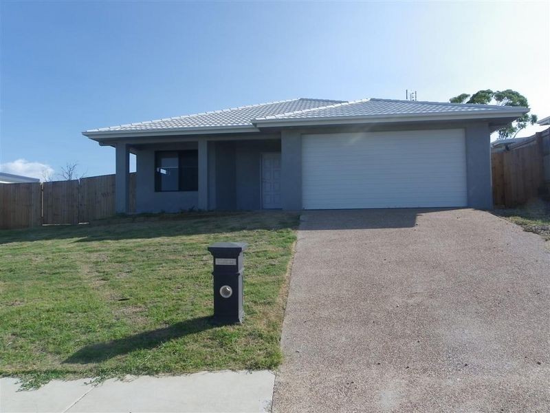 17 Sapphire Cresent, Bowen QLD 4805
