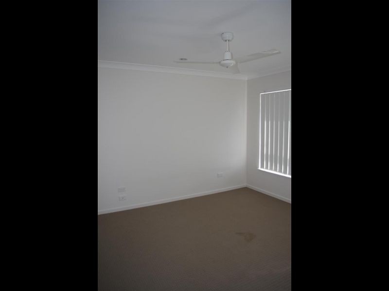 8 Seabreeze Close, Bowen QLD 4805