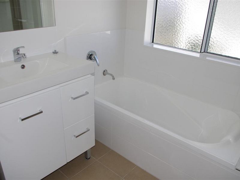 8 Seabreeze Close, Bowen QLD 4805