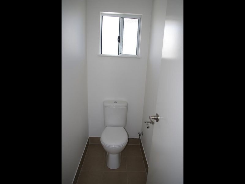 8 Seabreeze Close, Bowen QLD 4805