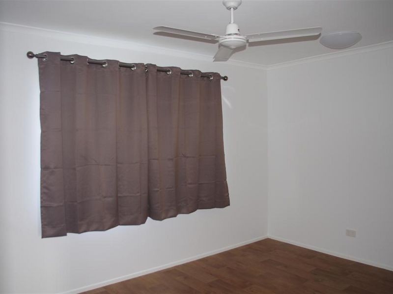 10 Salisbury Crescent, Bowen QLD 4805