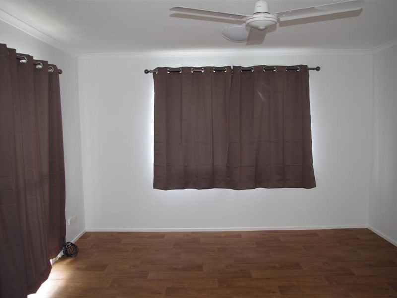 10 Salisbury Crescent, Bowen QLD 4805