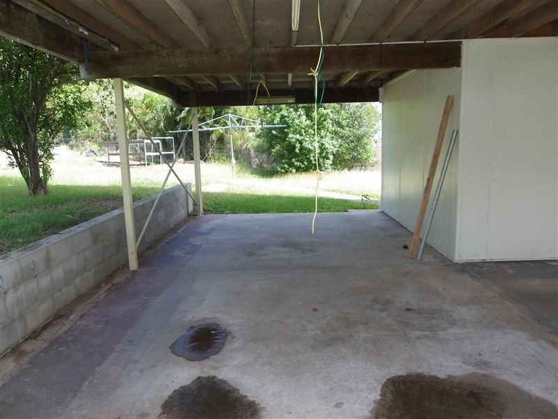 10 Salisbury Crescent, Bowen QLD 4805