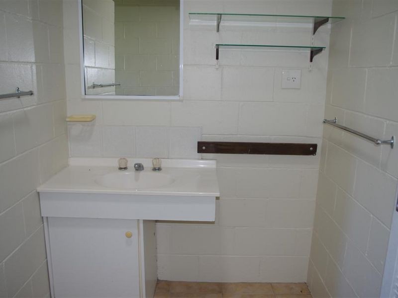 24 Casuarina Street, Bowen QLD 4805