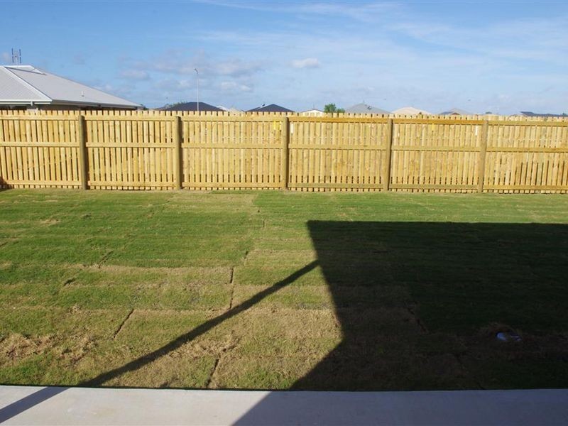 31 Banks Drive, Bowen QLD 4805