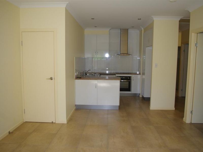 3/56 Murroona Road, Bowen QLD 4805
