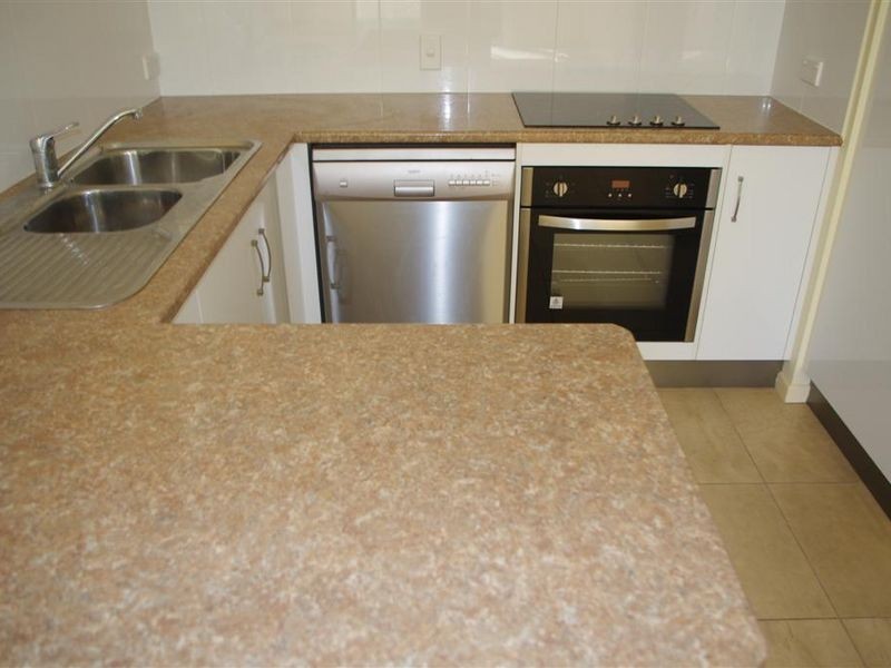 3/56 Murroona Road, Bowen QLD 4805