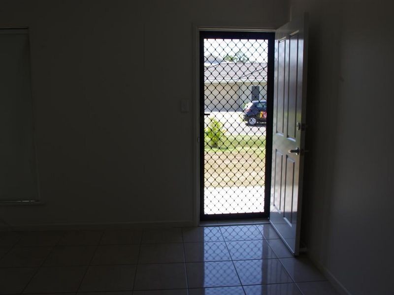 37 Seabreeze Crescent, Bowen QLD 4805