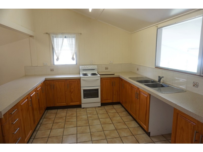 21 Williams Street, Bowen QLD 4805