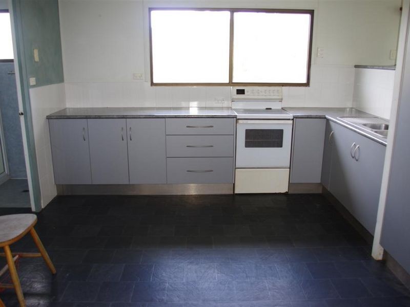 45 Elphinstone Street, Bowen QLD 4805