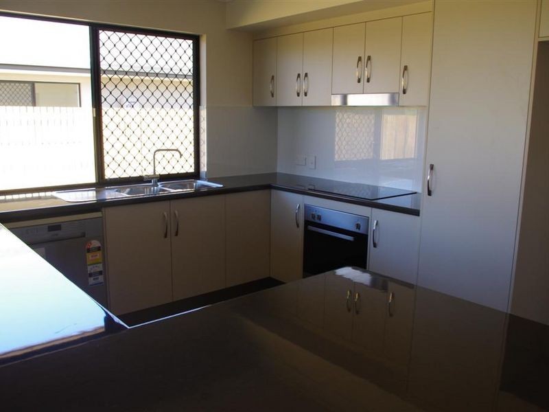 8 Harrison Court, Bowen QLD 4805