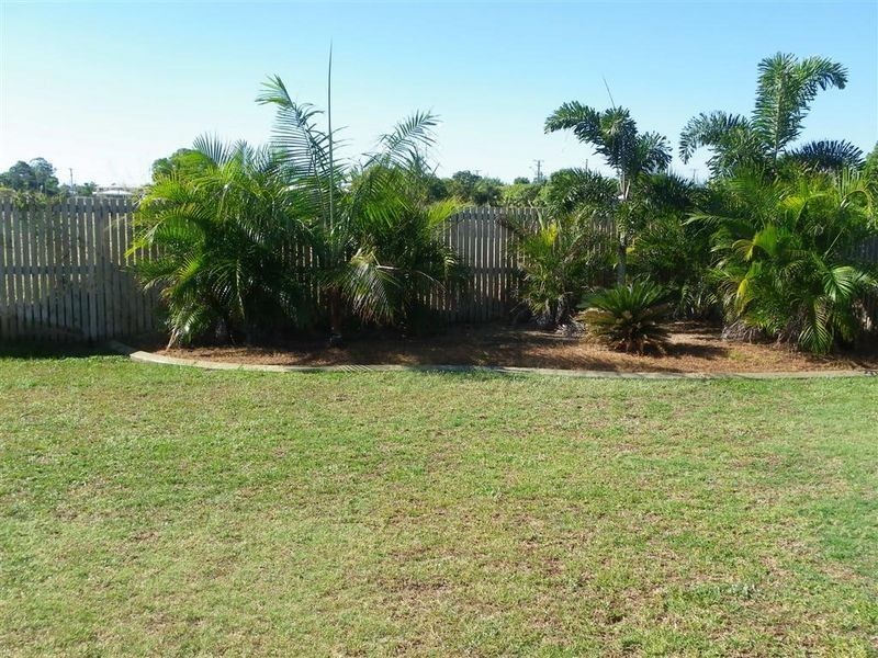 8 Harrison Court, Bowen QLD 4805