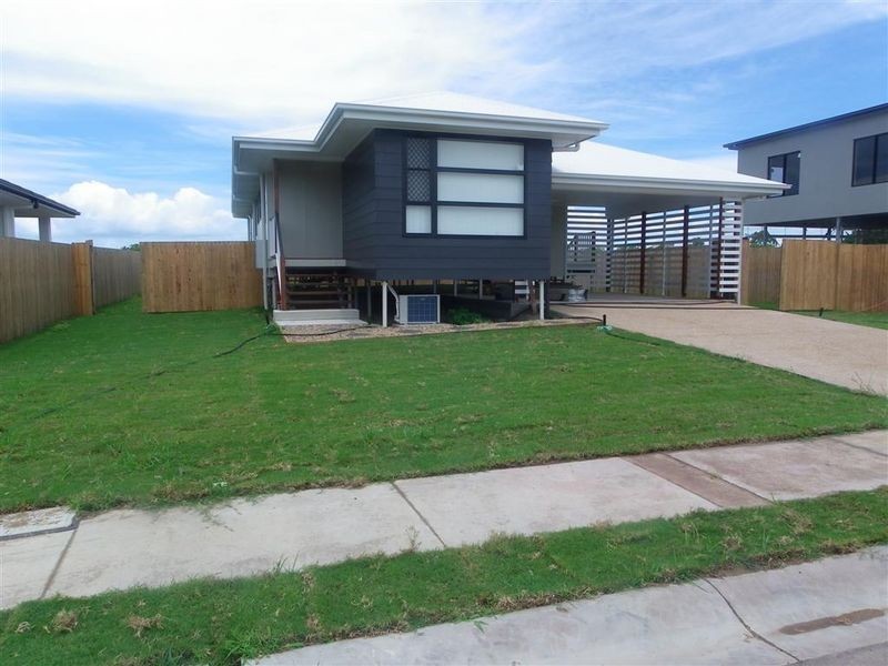 7 Baker Street, Bowen QLD 4805