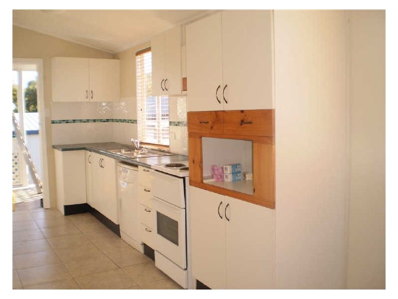 53 Whyte Avenue, Bowen QLD 4805