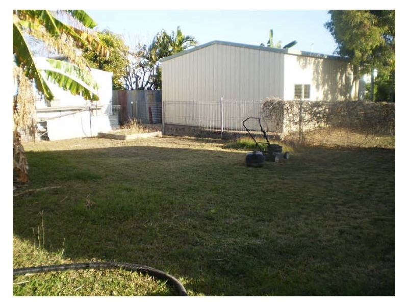 53 Whyte Avenue, Bowen QLD 4805