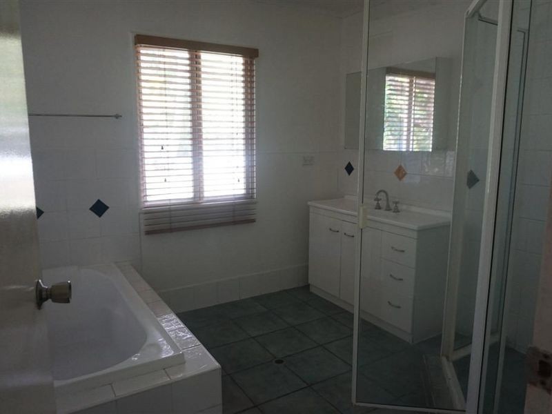 83 Horseshoe Bay Road, Bowen QLD 4805