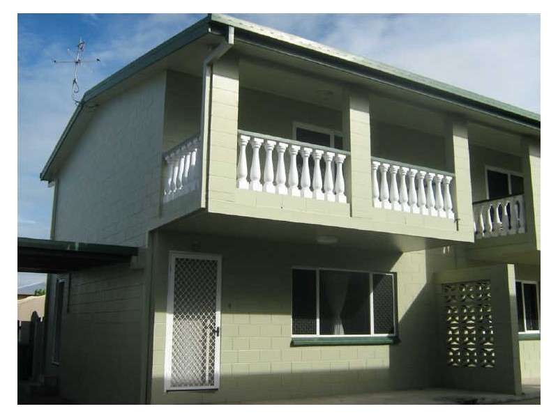 4/108 Herbert Street, Bowen QLD 4805