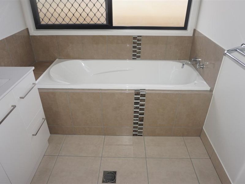 163 Queens Road, Bowen QLD 4805