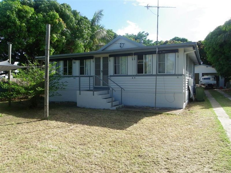 27 Murroona Road, Bowen QLD 4805